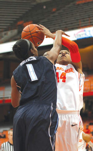 Syracuse guard Carmen Tyson-Thomas shined in the most recent of the Orange's three straight losses, its longest such losing streak of the season.