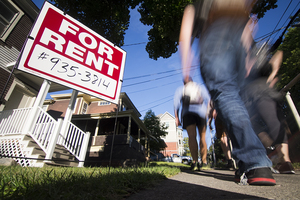 The Office of Off-Campus and Commuter Services helps students handle the responsibilities of living off-campus, like signing a lease or forming a budget.