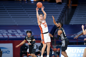 Buddy Boeheim finished with a team-high 21 points in Syracuse's 74-69 win over Georgetown.