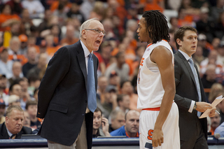 Ron Patterson gets an earful from SU head coach Jim Boeheim.