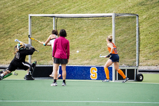 Syracuse got a pair of goals from Elaine Carey in the first half. Carolin Hoffmann added another in the second half. 