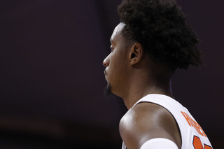 Elijah Hughes scored 14 points and made three 3s in the Orange's 16-point win.